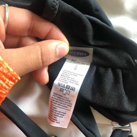 Black Bikini - Picture 4 of 4